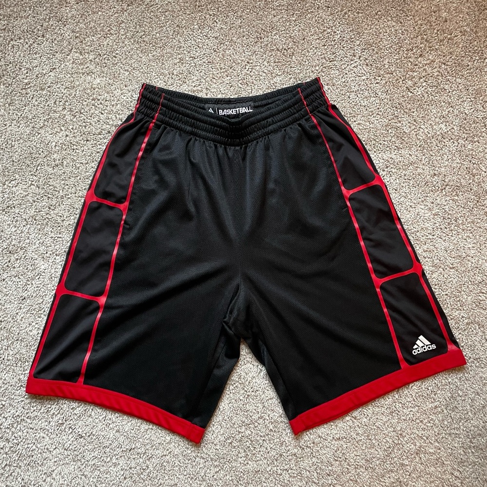 Adidas - Basketball Shorts - Men’s M